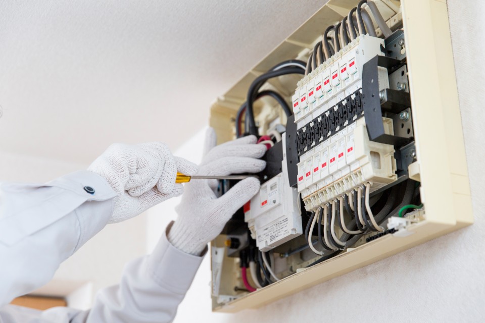 有限会社石峰電気商会